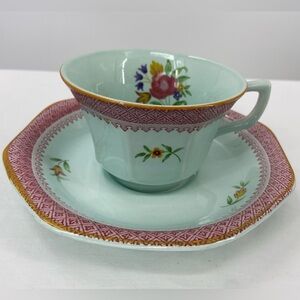 Teacup & Saucer Adams Calyx Ware Lowestoft